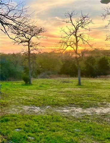 5610 Private Road 4015, Somerville, TX 77879