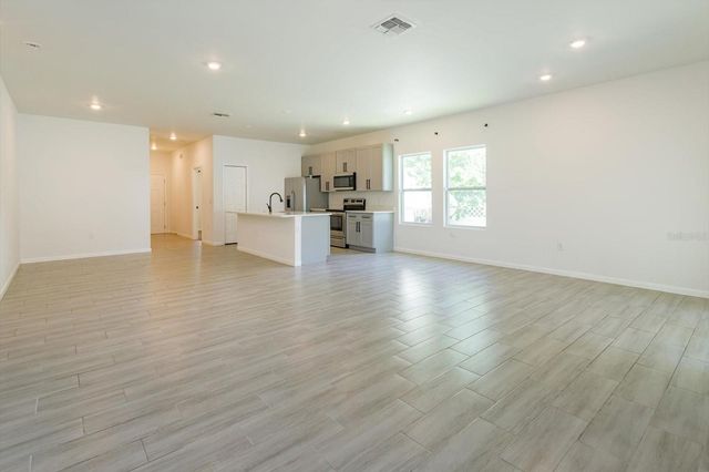 1022 36TH, Orlando, FL 32805