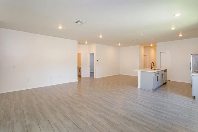 1022 36TH, Orlando, FL 32805