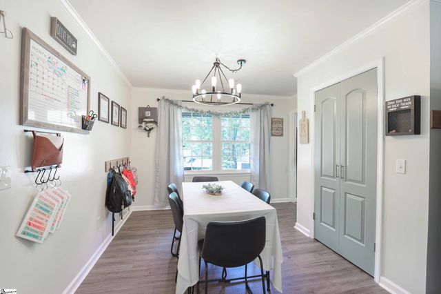 300 Elmwood Street, Easley, SC 29642