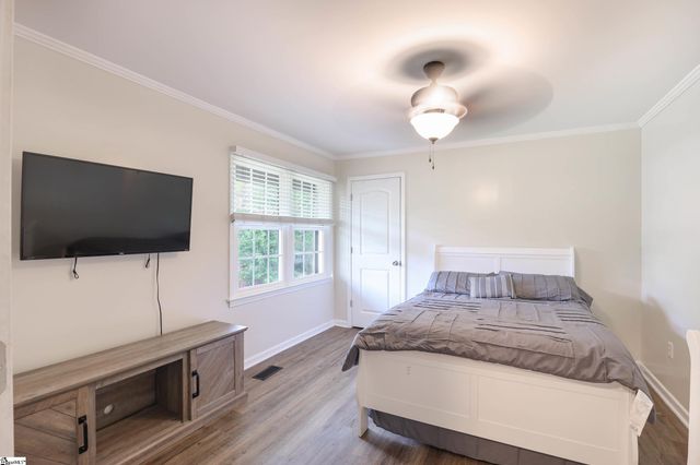 300 Elmwood Street, Easley, SC 29642