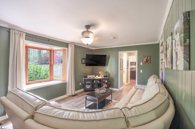 300 Elmwood Street, Easley, SC 29642