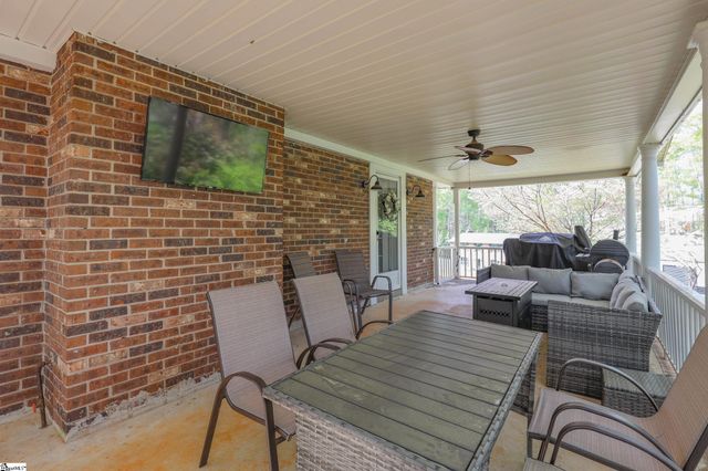 300 Elmwood Street, Easley, SC 29642