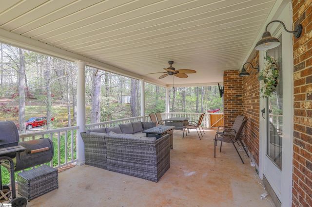 300 Elmwood Street, Easley, SC 29642