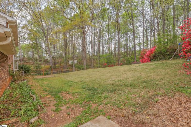 300 Elmwood Street, Easley, SC 29642