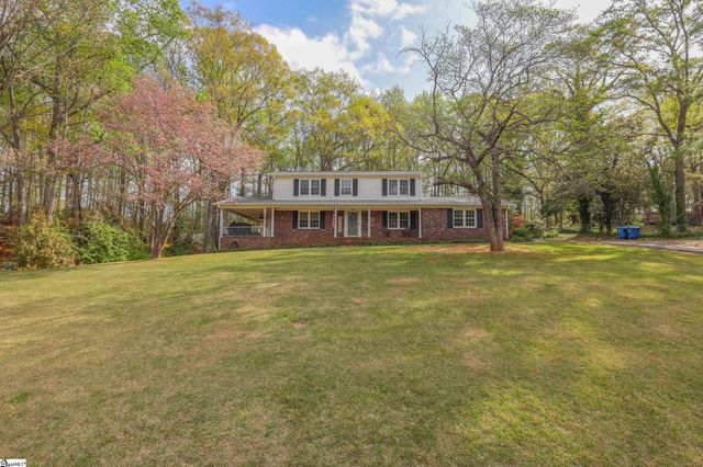 300 Elmwood Street, Easley, SC 29642