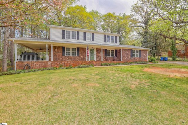 300 Elmwood Street, Easley, SC 29642