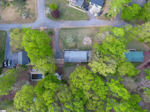 300 Elmwood Street, Easley, SC 29642