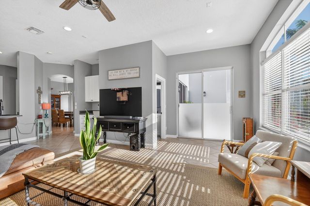 6647 Houlton Circle, Lake Worth, FL 33467