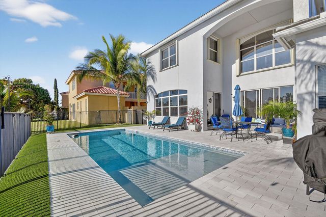 6647 Houlton Circle, Lake Worth, FL 33467