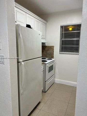 4169 SW 67th Avenue 116A, Davie, FL 33314