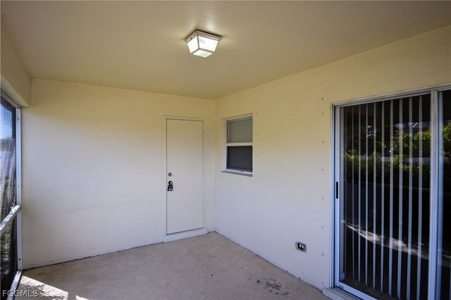 1724 SW 15th TER, Cape Coral, FL 33991