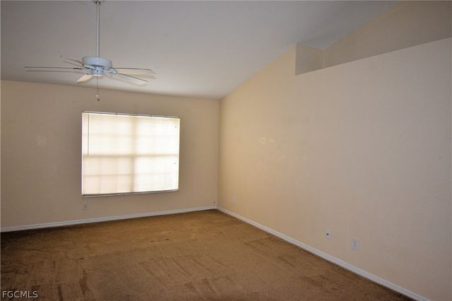 1724 SW 15th TER, Cape Coral, FL 33991