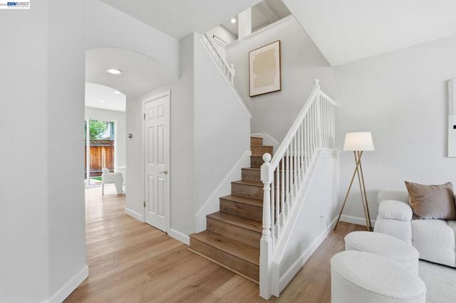 2740 Dresser Ct, Campbell, CA 95008