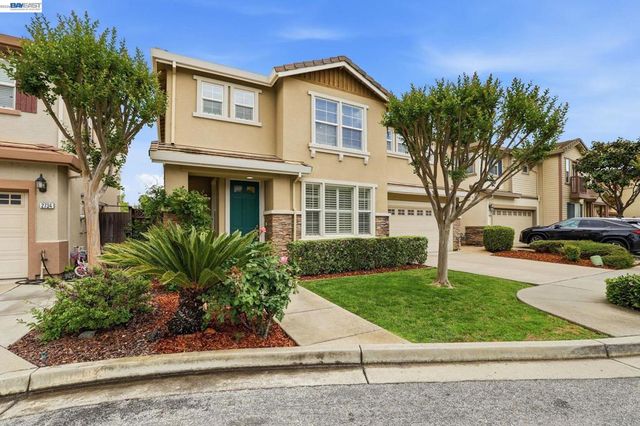 2740 Dresser Ct, Campbell, CA 95008