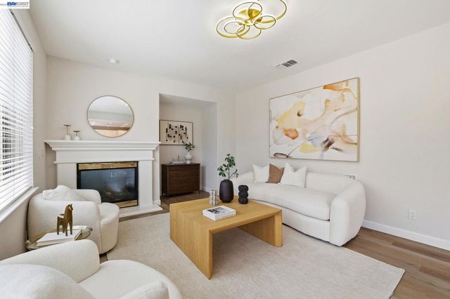 2740 Dresser Ct, Campbell, CA 95008