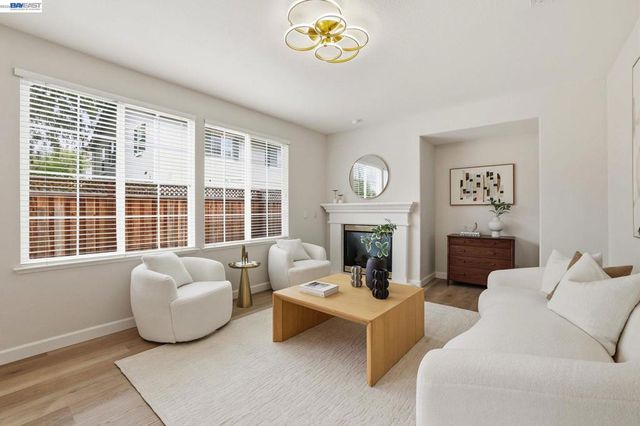 2740 Dresser Ct, Campbell, CA 95008