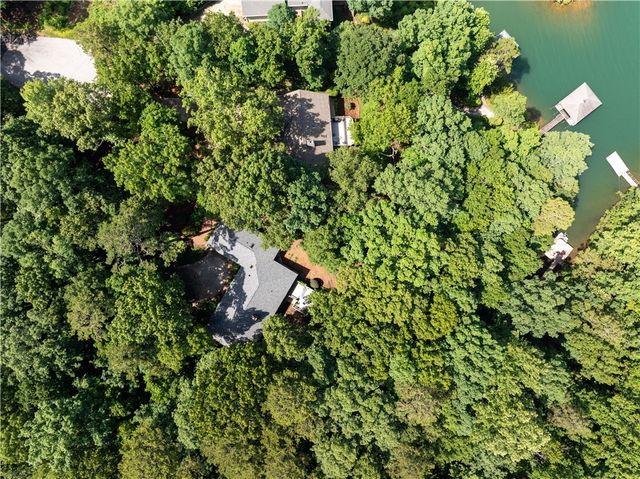 1210 Cane Creek Drive, Seneca, SC 29672