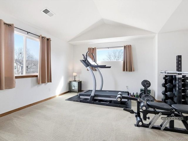 502 Peregrine Cir, Longmont, CO 80504