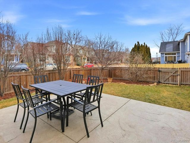 502 Peregrine Cir, Longmont, CO 80504