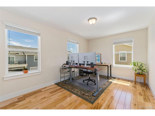 671 Robert St, Longmont, CO 80503