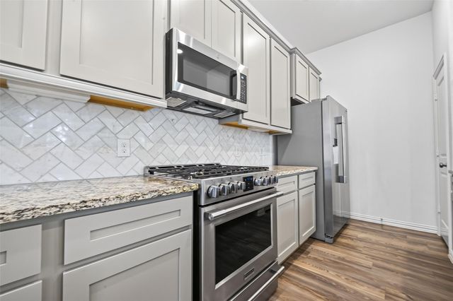 4743 Glen Isle Drive, Houston, TX 77009