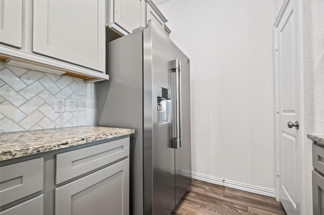 4743 Glen Isle Drive, Houston, TX 77009