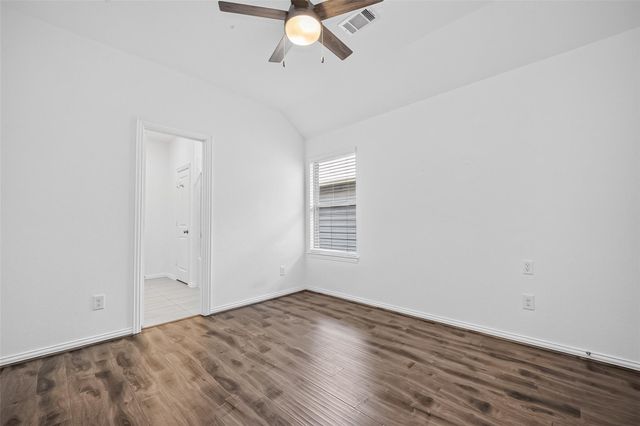 4743 Glen Isle Drive, Houston, TX 77009