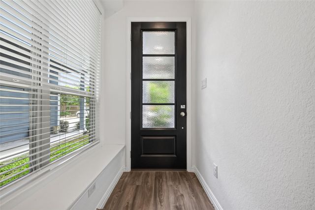 4743 Glen Isle Drive, Houston, TX 77009