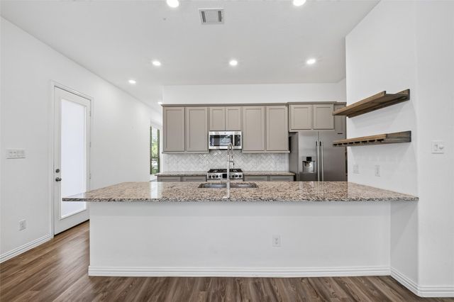 4743 Glen Isle Drive, Houston, TX 77009