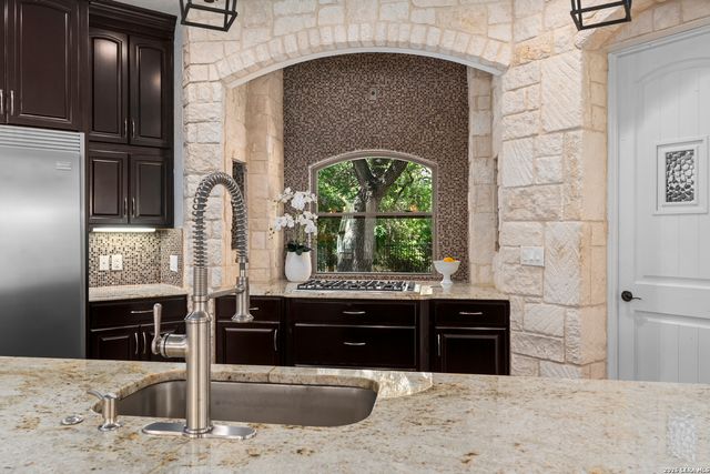 3002 Elm Creek Pl, San Antonio, TX 78230