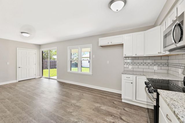 301 W 34th St S, Wichita, KS 67217