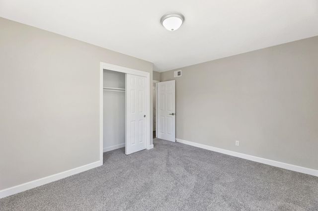 301 W 34th St S, Wichita, KS 67217