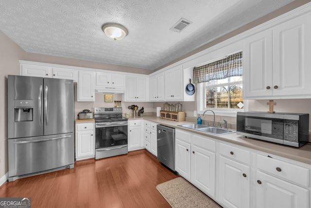 704 Academy Woods Drive, Jefferson, GA 30549