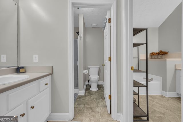 704 Academy Woods Drive, Jefferson, GA 30549