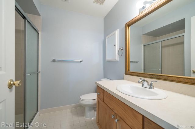 44770 Marigold Drive, Sterling Heights, MI 48314