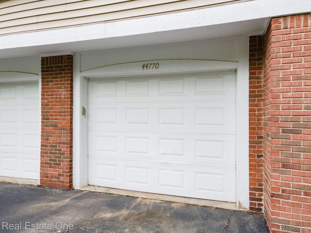 44770 Marigold Drive, Sterling Heights, MI 48314