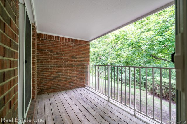 44770 Marigold Drive, Sterling Heights, MI 48314