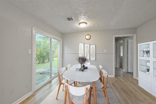 2803 22nd Street, Dickinson, TX 77539