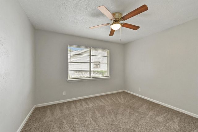 2803 22nd Street, Dickinson, TX 77539