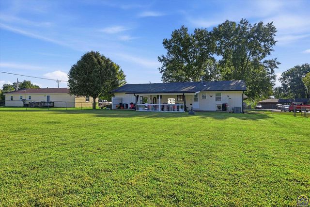 4941 NW Haven RD, Topeka, KS 66617