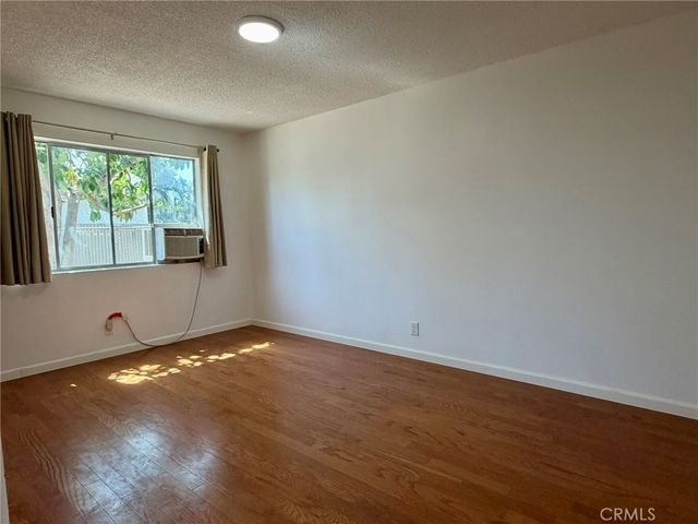 1018 W 3rd Street 2, Azusa, CA 91702