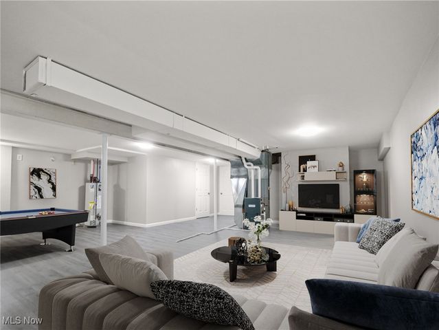 111 Ohltown Road, Youngstown, OH 44515