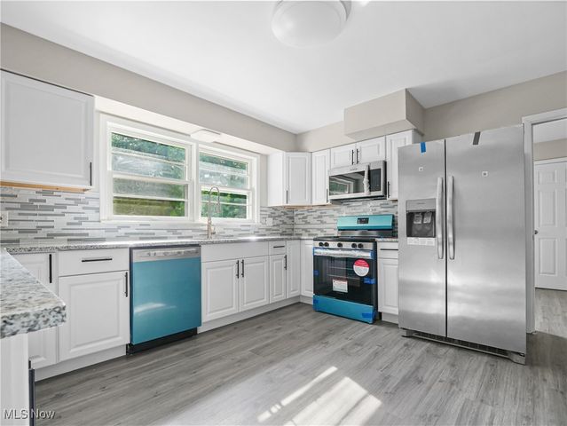 111 Ohltown Road, Youngstown, OH 44515