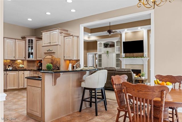 6430 Great Court Circle NW, Massillon, OH 44646