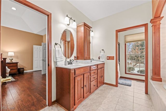 6430 Great Court Circle NW, Massillon, OH 44646