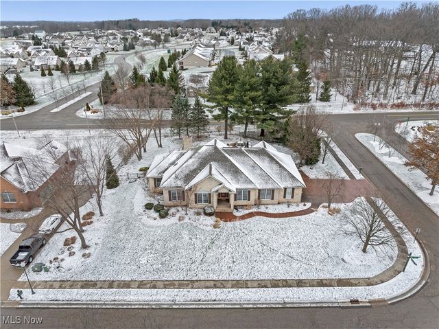 6430 Great Court Circle NW, Massillon, OH 44646