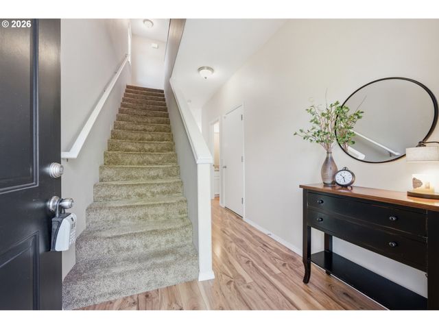 2320 Nw MEADOWS Dr, Mc Minnville, OR 97128
