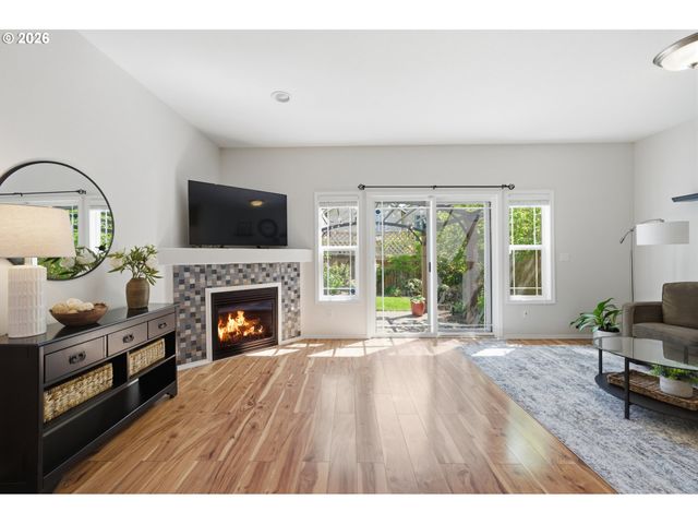 2320 Nw MEADOWS Dr, Mc Minnville, OR 97128