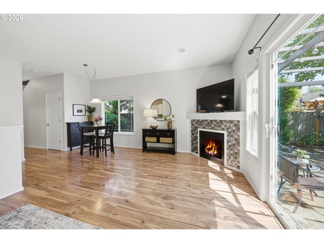 2320 Nw MEADOWS Dr, Mc Minnville, OR 97128